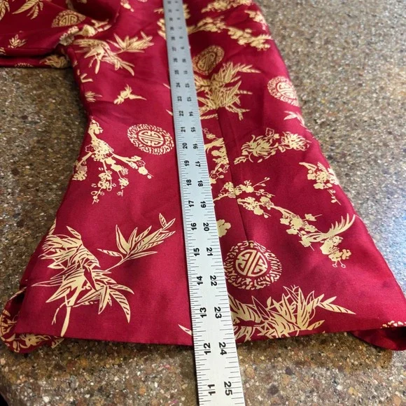 Vtg Anne Carson Silk Blouse Womens M Red Gold Asian Inspired 3/4 Sleeve Tie Cuff - Picture 7 of 7